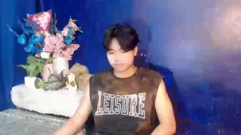 Snapshot of edelcum_xx chatting on December 17, 2:28 am edelcum_xx online show from December 17, 2:28 am