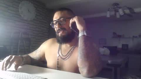 edgarram83 online show from November 7, 5:18 am