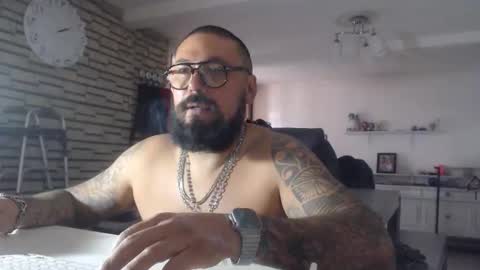 edgarram83 online show from November 10, 8:08 pm