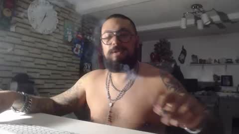 edgarram83 online show from December 5, 6:33 am