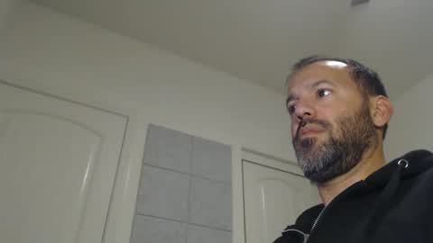 Snapshot of edge_masters chatting on December 28, 3:37 am EdgeM online show from December 28, 3:37 am