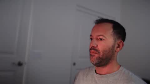 Snapshot of edge_masters chatting on November 13, 11:58 pm EdgeM online show from November 13, 11:58 pm