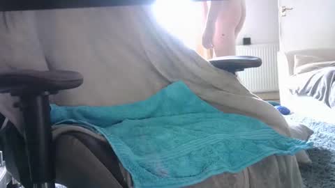 Snapshot of edged_biker chatting on February 22, 9:45 am edged biker online show from February 22, 9:45 am