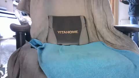 Snapshot of edged_biker chatting on December 22, 1:08 pm edged biker online show from December 22, 1:08 pm