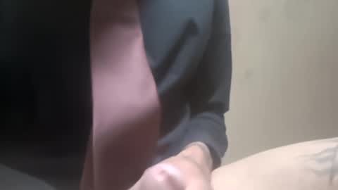 Snapshot of edibleking420 chatting on May 22, 8:03 pm edibleking420 online show from May 22, 8:03 pm