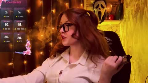 Friendly neighbourhoud redhead  online show from November 9, 12:09 am