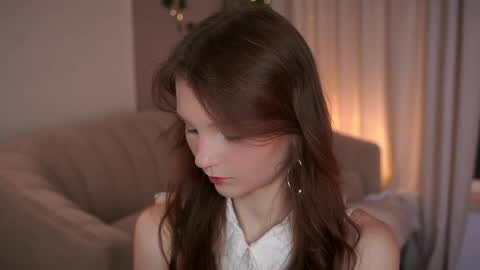 Lisa  online show from May 22, 10:59 pm