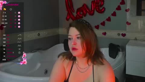 Snapshot of ednaadamse chatting on February 14, 9:17 am ednaadamse online show from February 14, 9:17 am