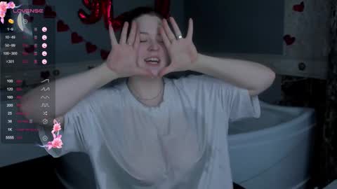 Snapshot of ednaadamse chatting on February 20, 9:10 am ednaadamse online show from February 20, 9:10 am