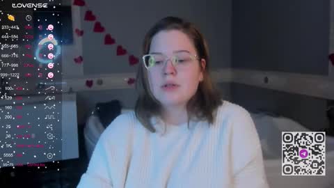 Snapshot of ednaadamse chatting on March 3, 8:31 am ednaadamse online show from March 3, 8:31 am