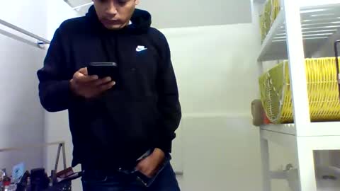 Snapshot of eduardo0084 chatting on December 21, 3:20 pm eduardo0084 online show from December 21, 3:20 pm