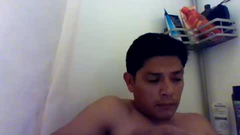 Snapshot of eduardo0084 chatting on January 6, 5:52 am eduardo0084 online show from January 6, 5:52 am