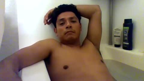 Snapshot of eduardo0084 chatting on January 7, 4:29 am eduardo0084 online show from January 7, 4:29 am