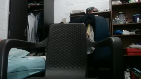 Snapshot of edutruova2 chatting on October 27, 1:42 am JETO2 online show from October 27, 1:42 am