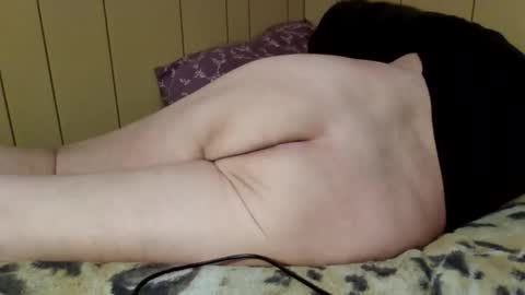 Snapshot of edwalters chatting on February 10, 10:19 am Eddie online show from February 10, 10:19 am