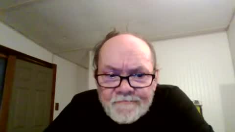 Snapshot of edwalters chatting on March 2, 12:57 am Eddie online show from March 2, 12:57 am