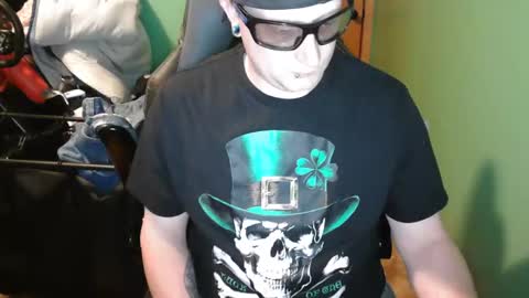 edwardaims_2please online show from June 4, 2:50 am