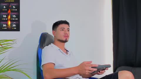 Edward Ross online show from November 24, 8:41 pm