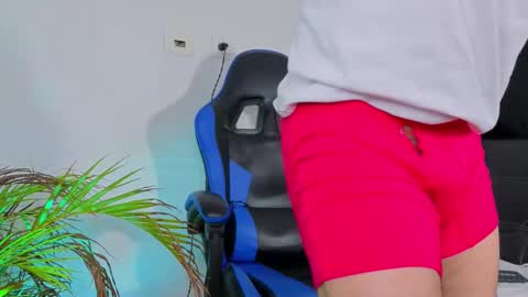 Edward Ross online show from December 22, 7:44 pm