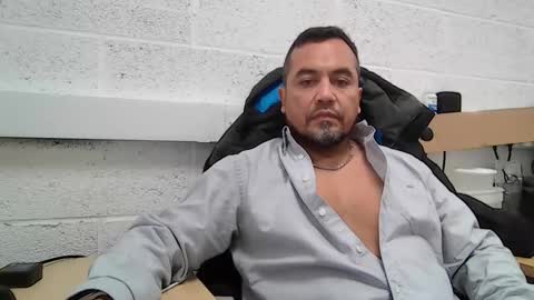 EdM online show from February 10, 10:52 am