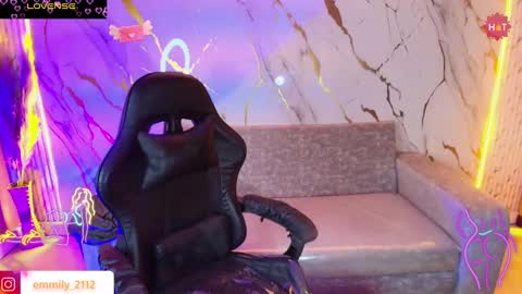eemily_1 online show from October 3, 1:19 pm