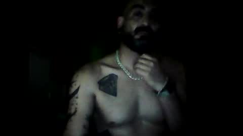 Snapshot of eemmee708927 chatting on May 27, 10:51 pm eemmee708927 online show from May 27, 10:51 pm