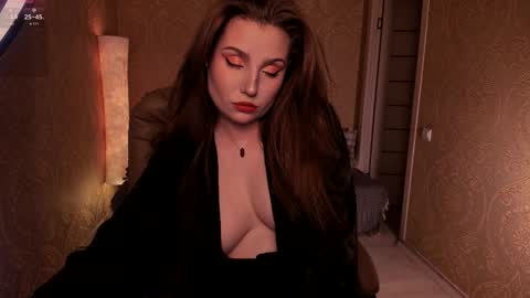 eesmaaarr online show from February 16, 11:23 pm