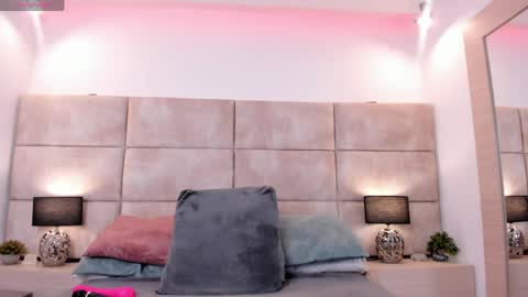 Eevee online show from April 10, 1:11 am