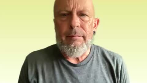 Snapshot of eevilempire chatting on December 21, 6:04 pm Harley Biker online show from December 21, 6:04 pm