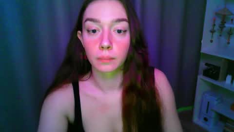 Snapshot of effie_balconii chatting on March 7, 3:42 pm effie_balconii online show from March 7, 3:42 pm