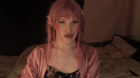 Effie Mur online show from December 24, 7:00 pm