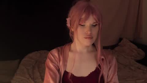 Effie Mur online show from January 5, 7:17 pm