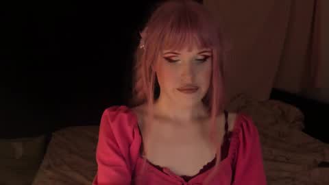 Effie Mur online show from January 7, 6:16 am