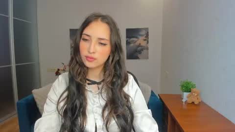 Snapshot of effy_royse chatting on July 12, 5:37 pm Effy Royse online show from July 12, 5:37 pm