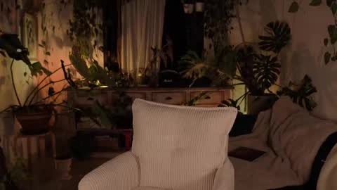 Effy online show from March 18, 1:42 am