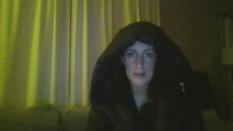Snapshot of egenovese18 chatting on February 27, 8:25 am egenovese18 online show from February 27, 8:25 am