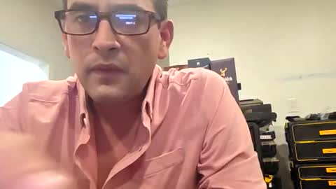 SilverBulture online show from April 16, 11:33 am