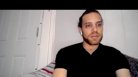 Snapshot of ehusband chatting on February 8, 10:13 pm Ace Wit Da Face online show from February 8, 10:13 pm