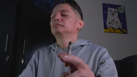 Snapshot of eider122 chatting on February 15, 2:08 am EIder online show from February 15, 2:08 am