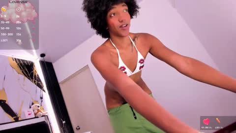 eileenn tanihara online show from October 20, 7:25 pm