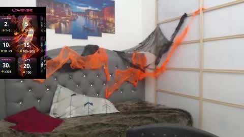 EILISH HALL online show from November 2, 9:06 pm