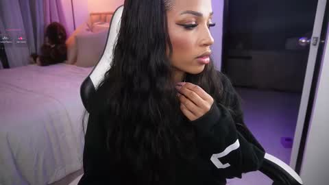 eimi   online show from October 12, 11:26 pm