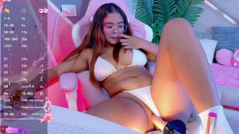 eimy__2 online show from March 28, 4:34 am