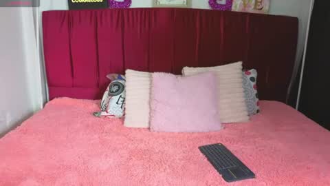 Snapshot of eimy__cute chatting on June 13, 7:34 pm eimy__cute online show from June 13, 7:34 pm