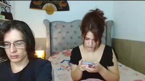 eimy_andres online show from April 1, 3:40 am