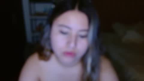 EIMY   MODEL INDEPENDENT online show from April 14, 12:27 am