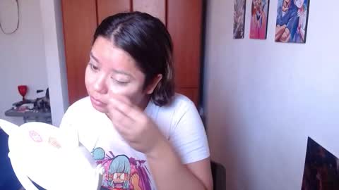 Snapshot of eimy_saenzz chatting on November 21, 3:00 pm eimy_saenzz online show from November 21, 3:00 pm