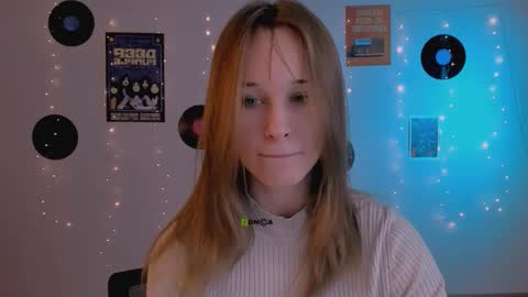 Snapshot of eira_mouse chatting on February 20, 9:54 am Sweet Eira online show from February 20, 9:54 am