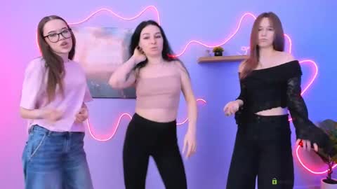 Sweet Eira online show from April 14, 9:04 am