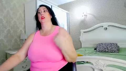 Snapshot of eirean_ms chatting on November 13, 8:02 am eirean_ms online show from November 13, 8:02 am